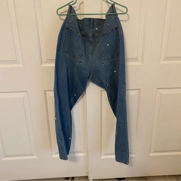 Universal Thread Floral Embroidery Jeans 14 - Picture 4 of 4